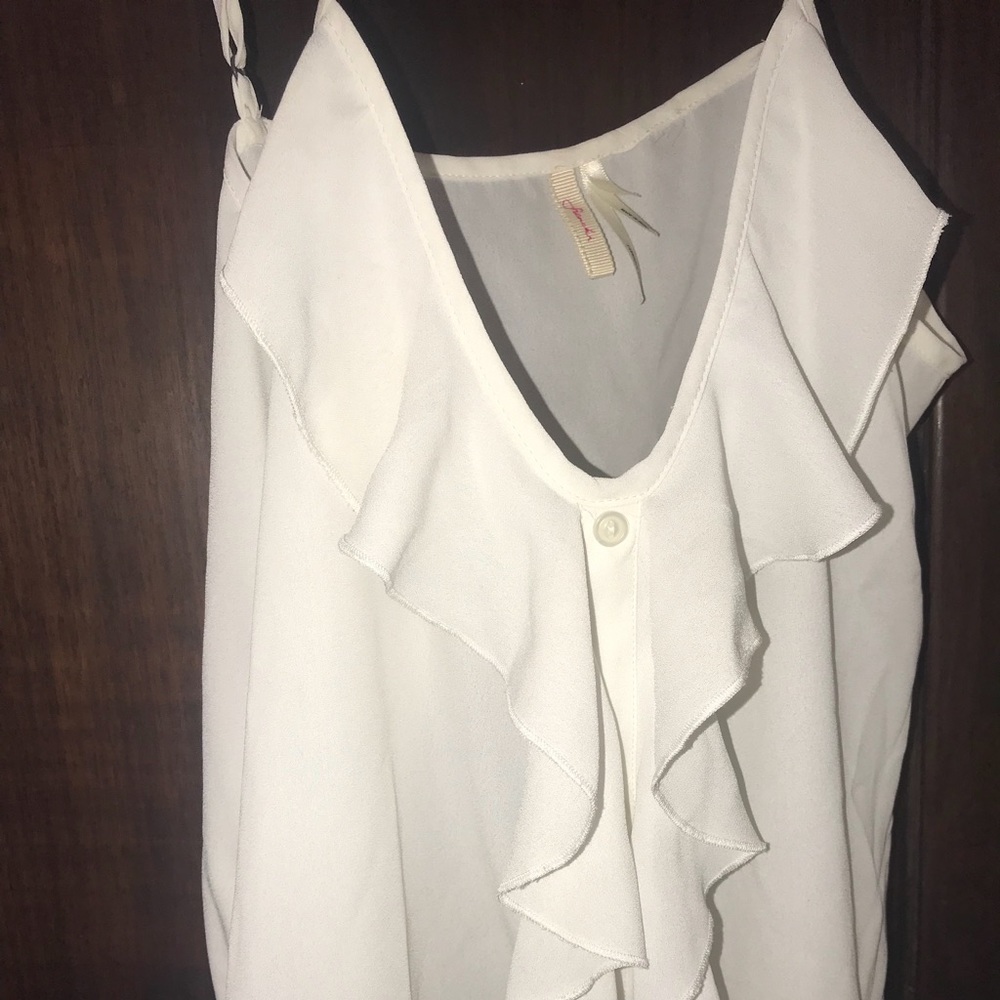 White tank top blouse